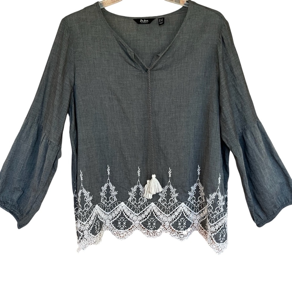 Du Jour 1X Boho Charcoal Gray Blouse 
V-Neck Tassel White Lace Hem